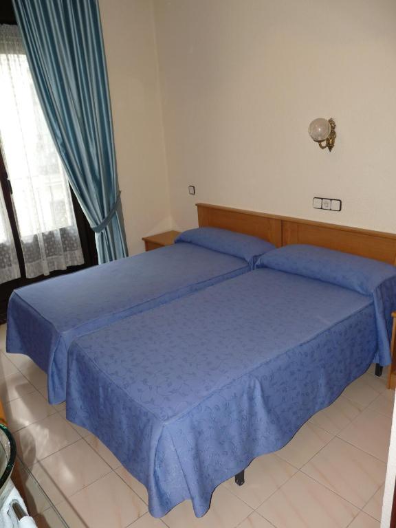 Hostal Fernandez Madrid Cameră foto